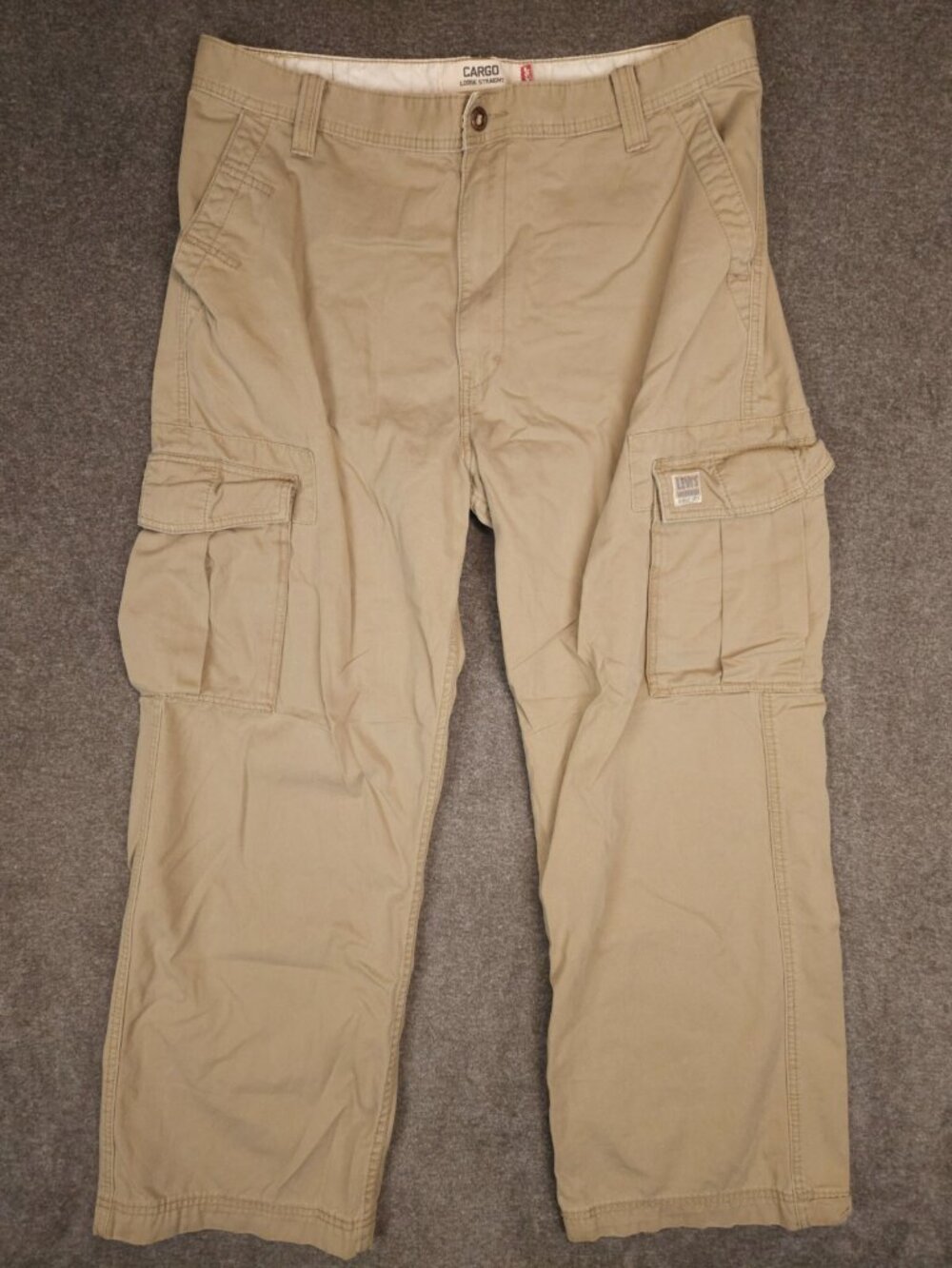 Levi's Vintage Men's Cargo Loose Straight Jeans 38x30 (37x28) Medium Khaki Wash